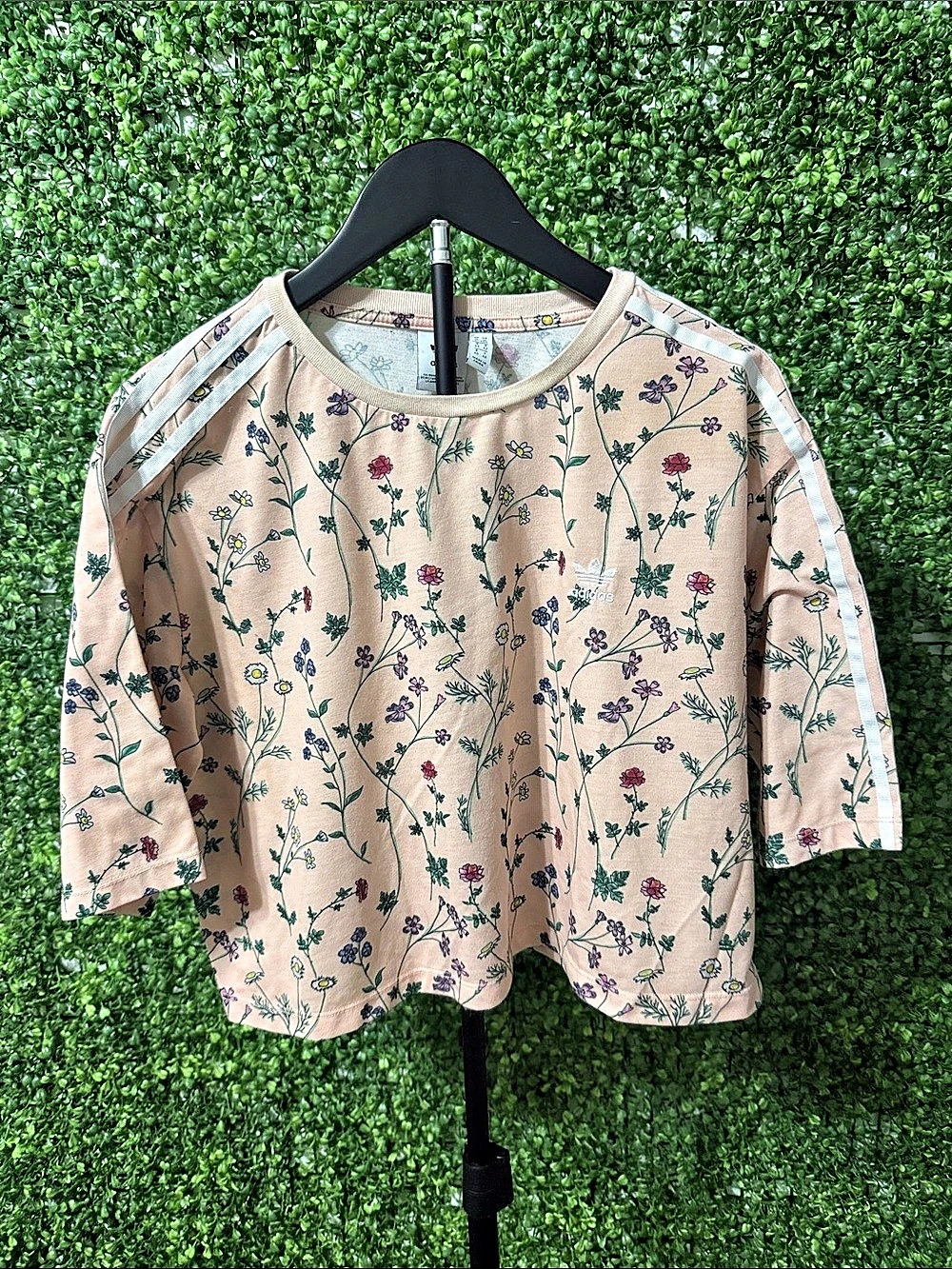 Adidas Originals Floral Print & 3-Stripes Crop Tee (Medium)